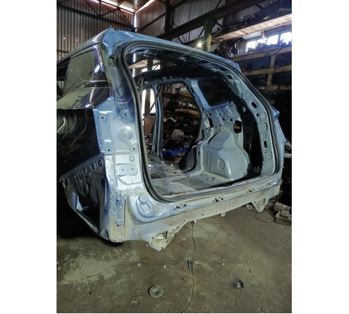 Панель задняя