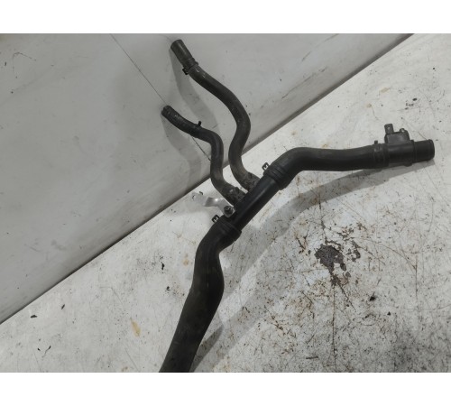 Патрубок системы охлаждения с датчиком