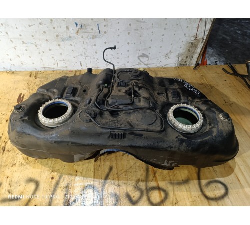 Бак топливный