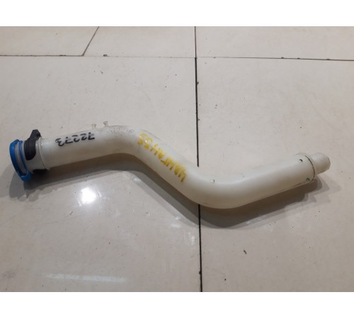 Горловина бачка омывателя