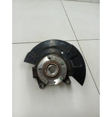 Кулак поворотный передний правый