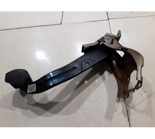 Педаль тормоза