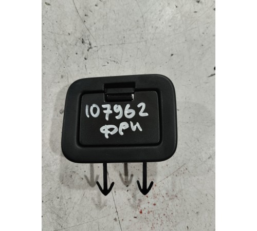 Заглушка (пластик) салона задняя левая