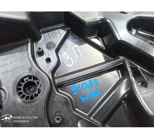 Стеклоподъемник (задний правый)