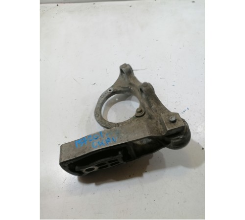 Опора двигателя задняя