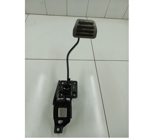 Педаль тормоза