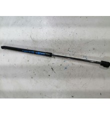 Амортизатор двери крышки багажника левый