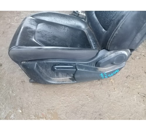 Сиденье переднее левое