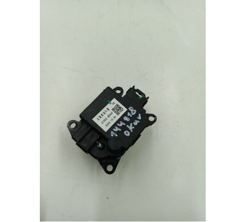 Моторчик привода заслонок отопителя