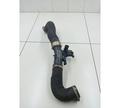 Патрубок впускного коллектора в сборе