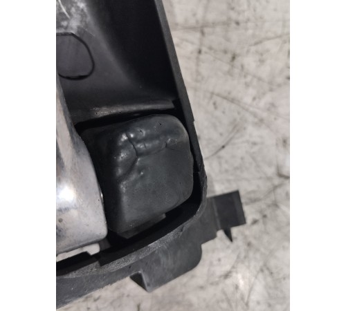 Ручка двери (передняя правая внутренняя)