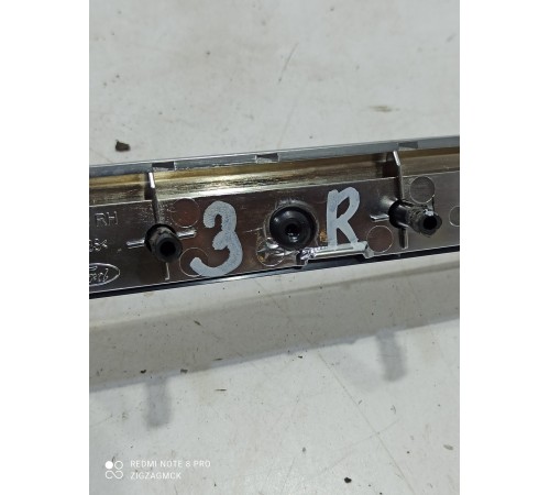 Накладка салона декоративная задняя правая