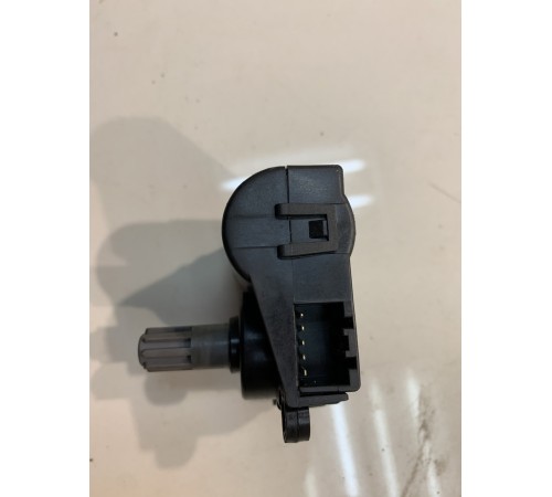 Моторчик привода заслонок