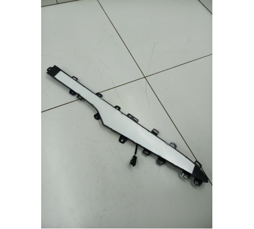 Подсветка обшивки двери передняя правая