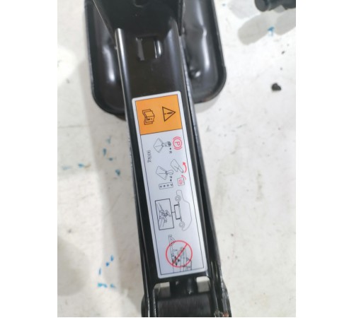 Дорожный набор домкрат