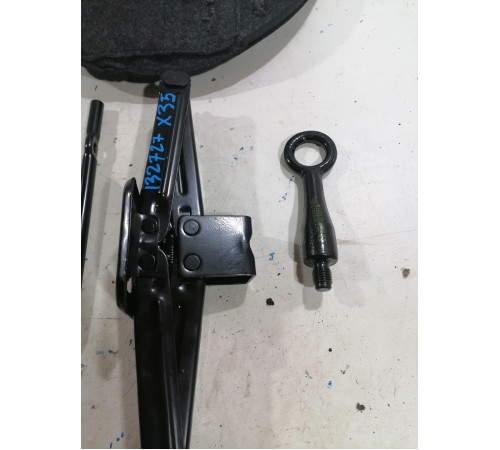 Дорожный набор домкрат