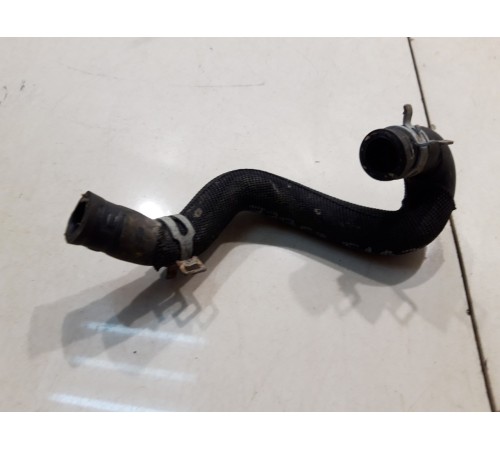 Патрубок системы охлаждения