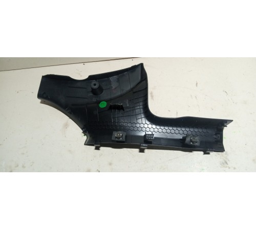 Накладка порога Задняя Левая