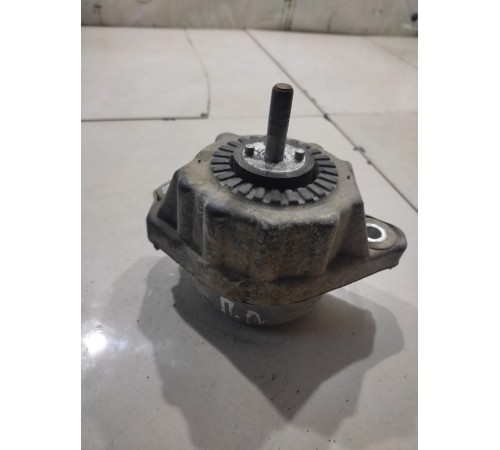 Опора двигателя левая