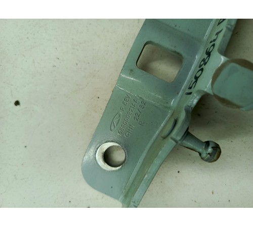 Петля капота правая