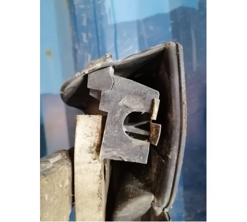 Подножка порога правая