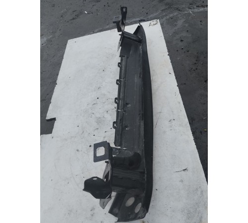 Усилитель бампера передний