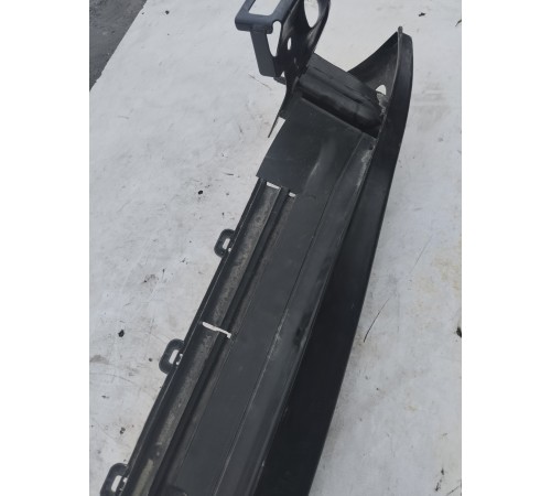 Усилитель бампера передний