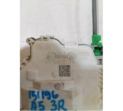 Замок двери задний правый