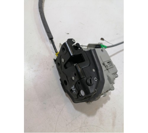 Замок двери задний правый