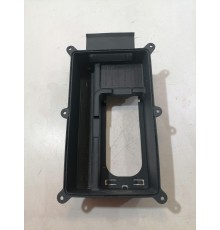 Накладка центральной консоли под беспроводную зарядку