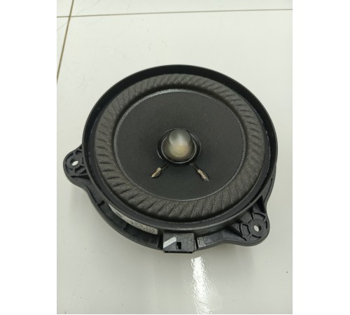 Динамик двери задний