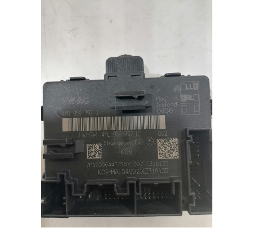 Блок управления двери передний правый