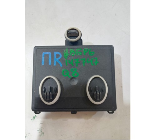 Блок управления двери передний правый