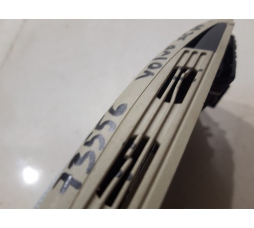 плафон салона средний