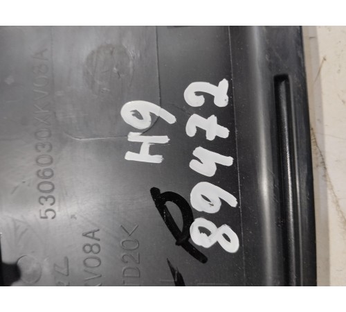 Накладка жабо левая