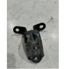 Петля двери(задняя левая нижняя)