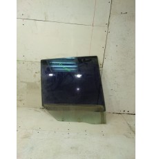 Стекло двери заднее правое