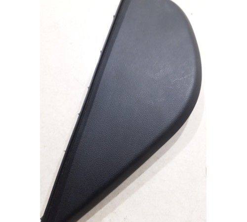 Накладка торпедо боковая(левая)