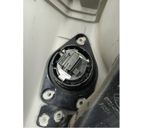 Обшивка стойки передняя левая