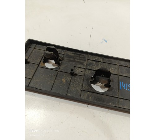 Рамка номерного знака