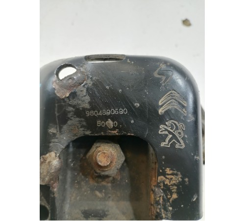 Опора двигателя