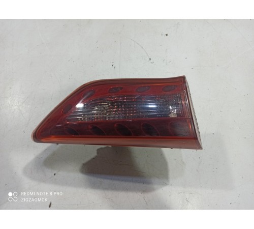 Фонарь крышки багажника левый