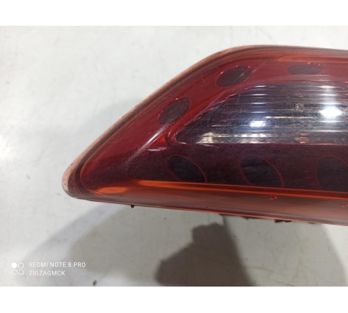 Фонарь крышки багажника левый