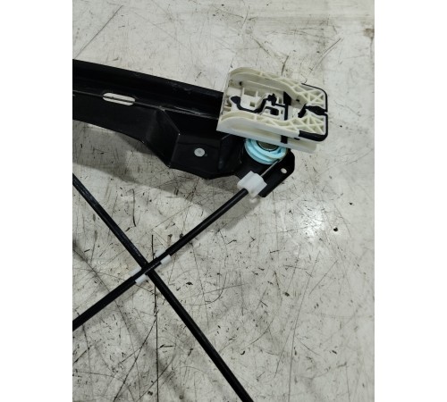 Стеклоподъемник двери передний левый