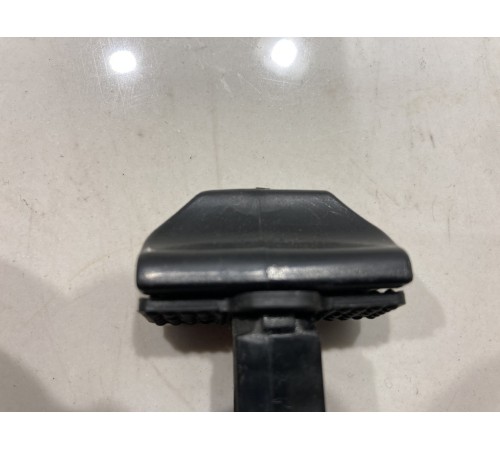 Ограничитель двери (задний, правый)