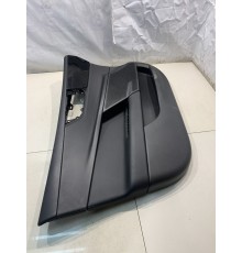 Обшивка двери (передняя, левая)