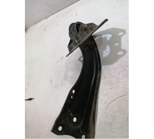 Рычаг задний левый