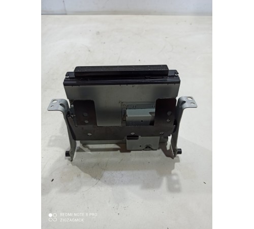 Проигрыватель CD/DVD (магнитола)