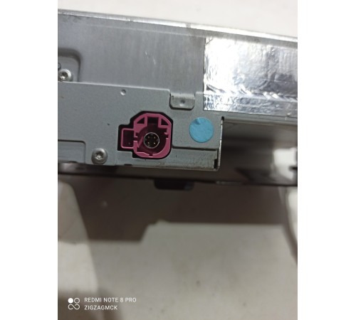 Проигрыватель CD/DVD (магнитола)