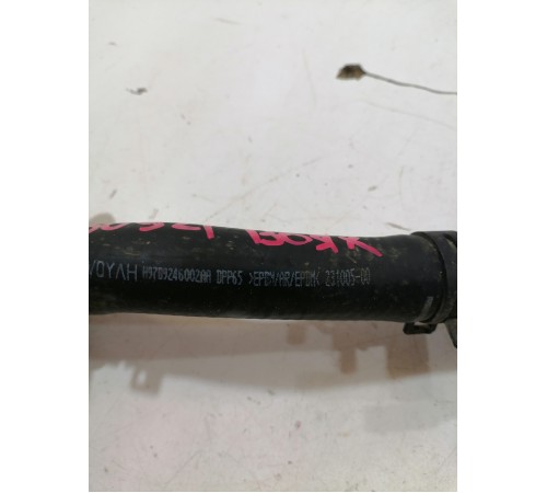 Патрубок системы охлаждения